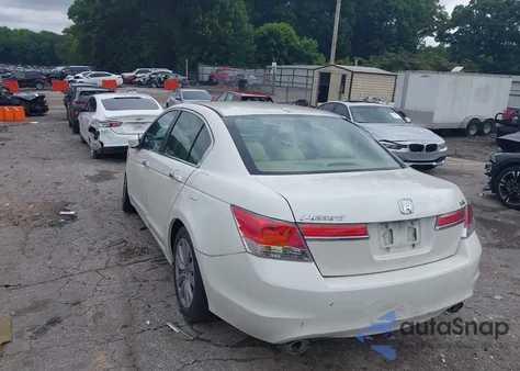 2011 Honda Accord 3.5 Ex-L из США, поврежденный, VIN 1HGCP3F83BA007157